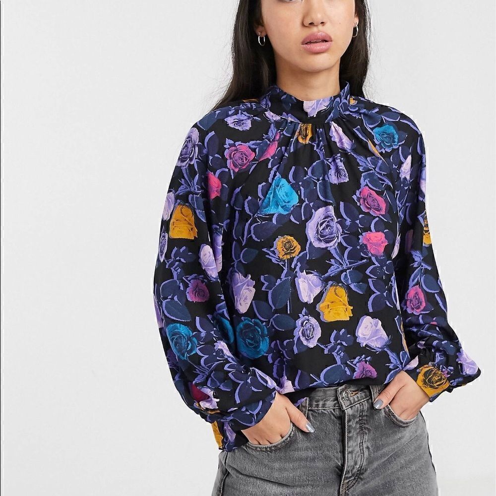 NWOT Monki rose print high neck blouse in multi